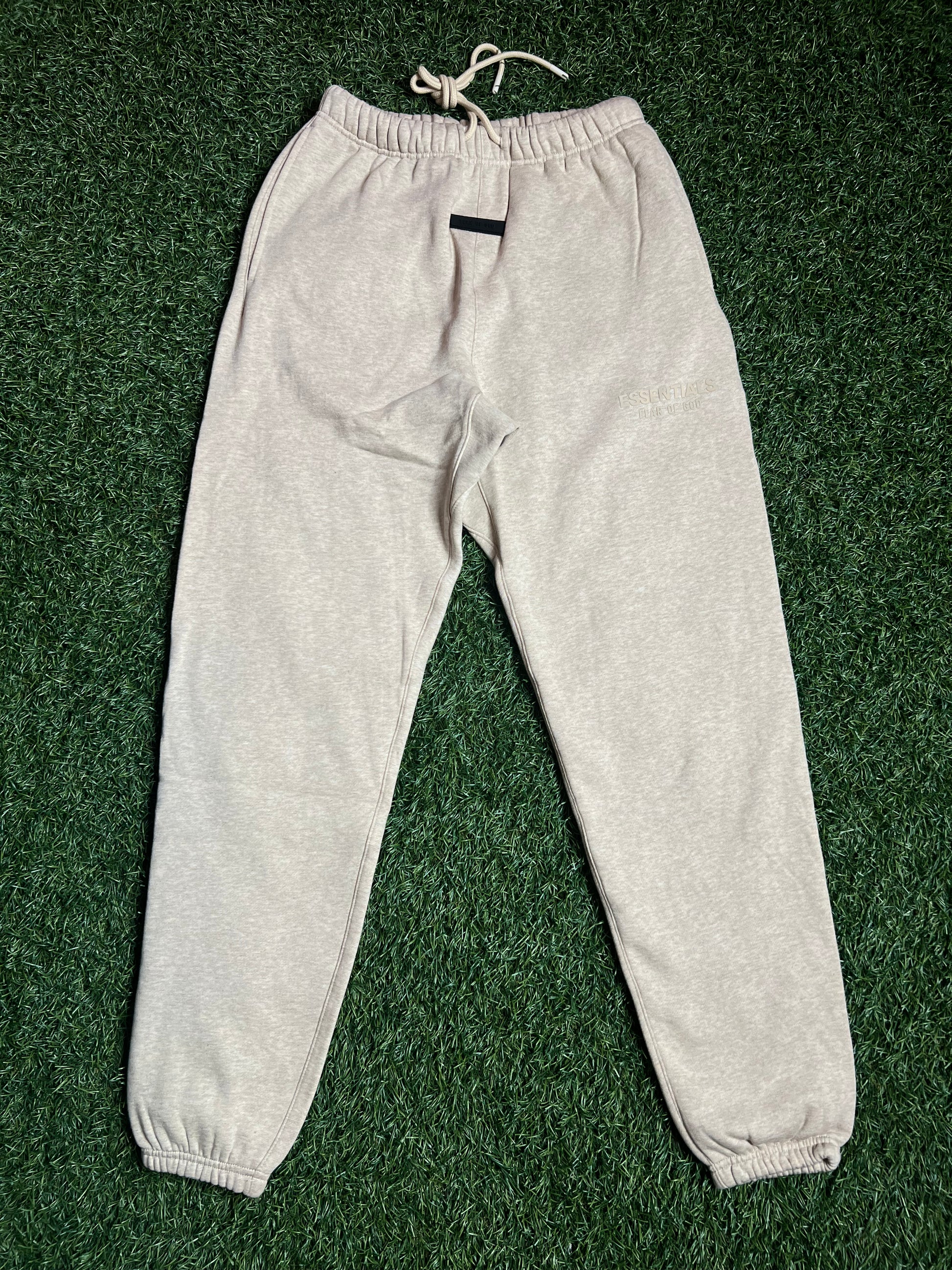 Essentials Gold Heather Sweatpants (FW23) – BenGotKicks