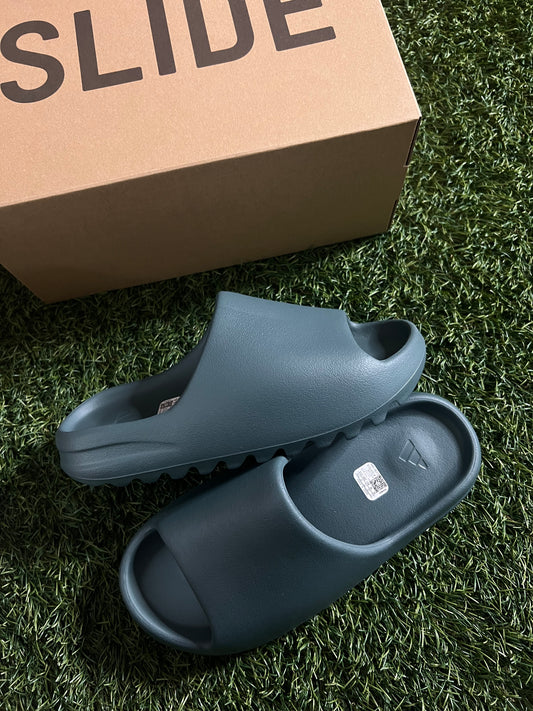 Yeezy Slide Slate Marine