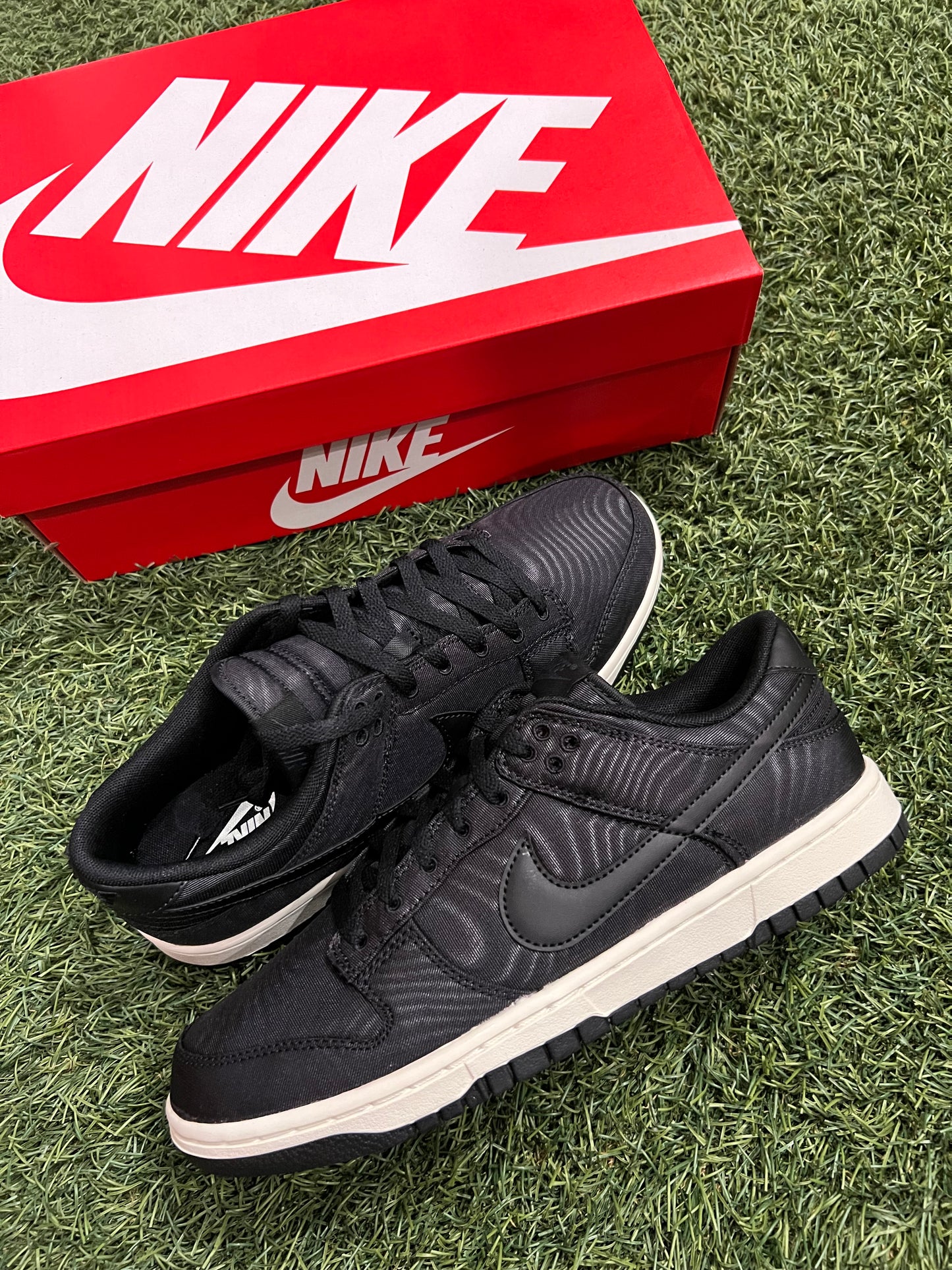 Nike Dunk Low Black Canvas