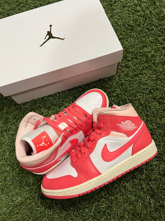 Jordan 1 Mid Strawberries & Cream