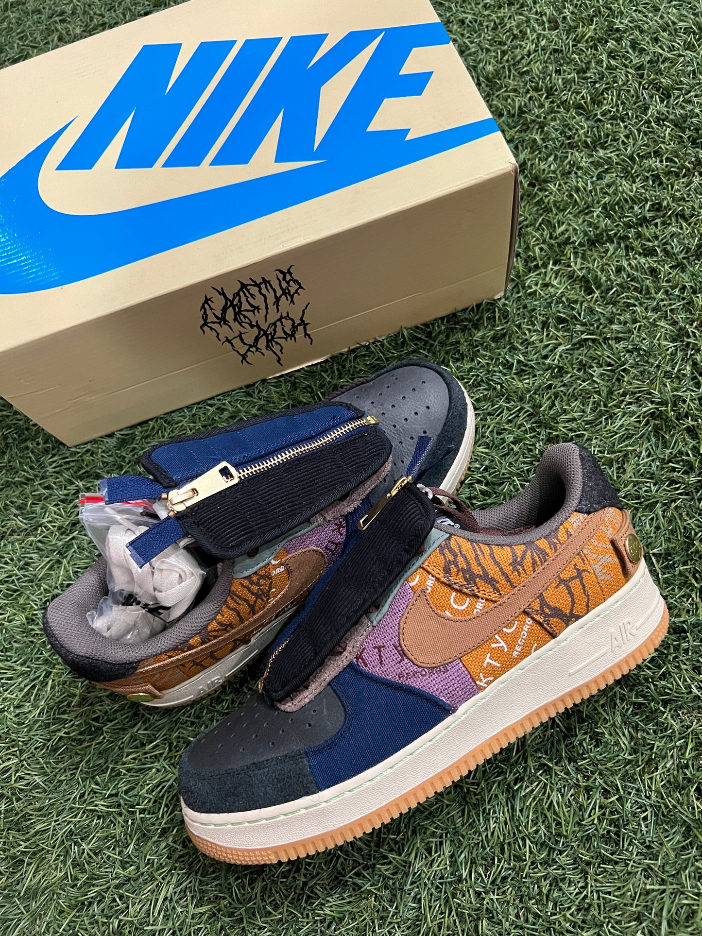 Nike Air Force One Travis Scott